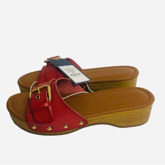 NWT Universal Thread Kora flats-comfy, casual, and bright! Red Sandals. Sz 5.5. - Picture 2 of 4